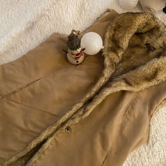 Jacket - Picture 2 of 2